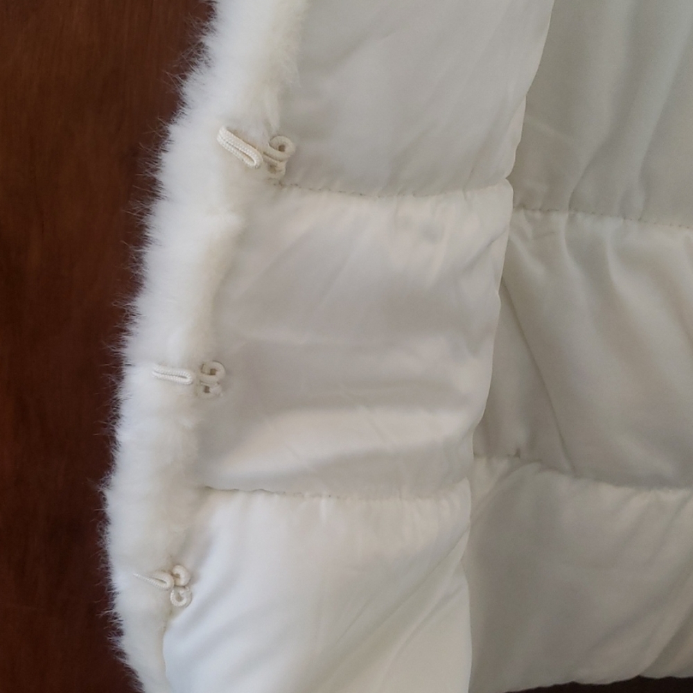 Talbot's - Picture 4 of 5